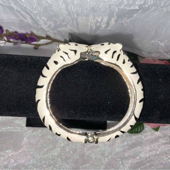 Bracelet, Wickedlotus White Tiger Bracelet, pre-owned - Picture 7 of 8